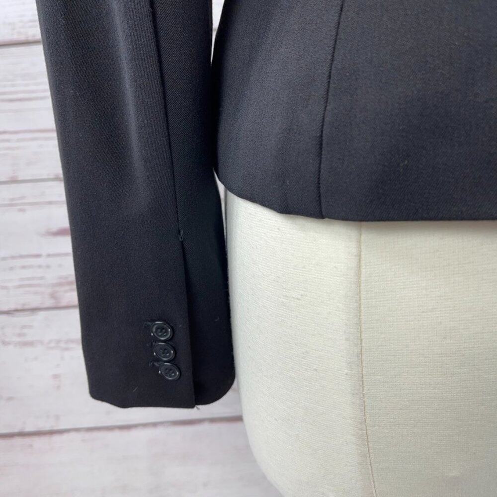 Now black jacket single button close - image 7